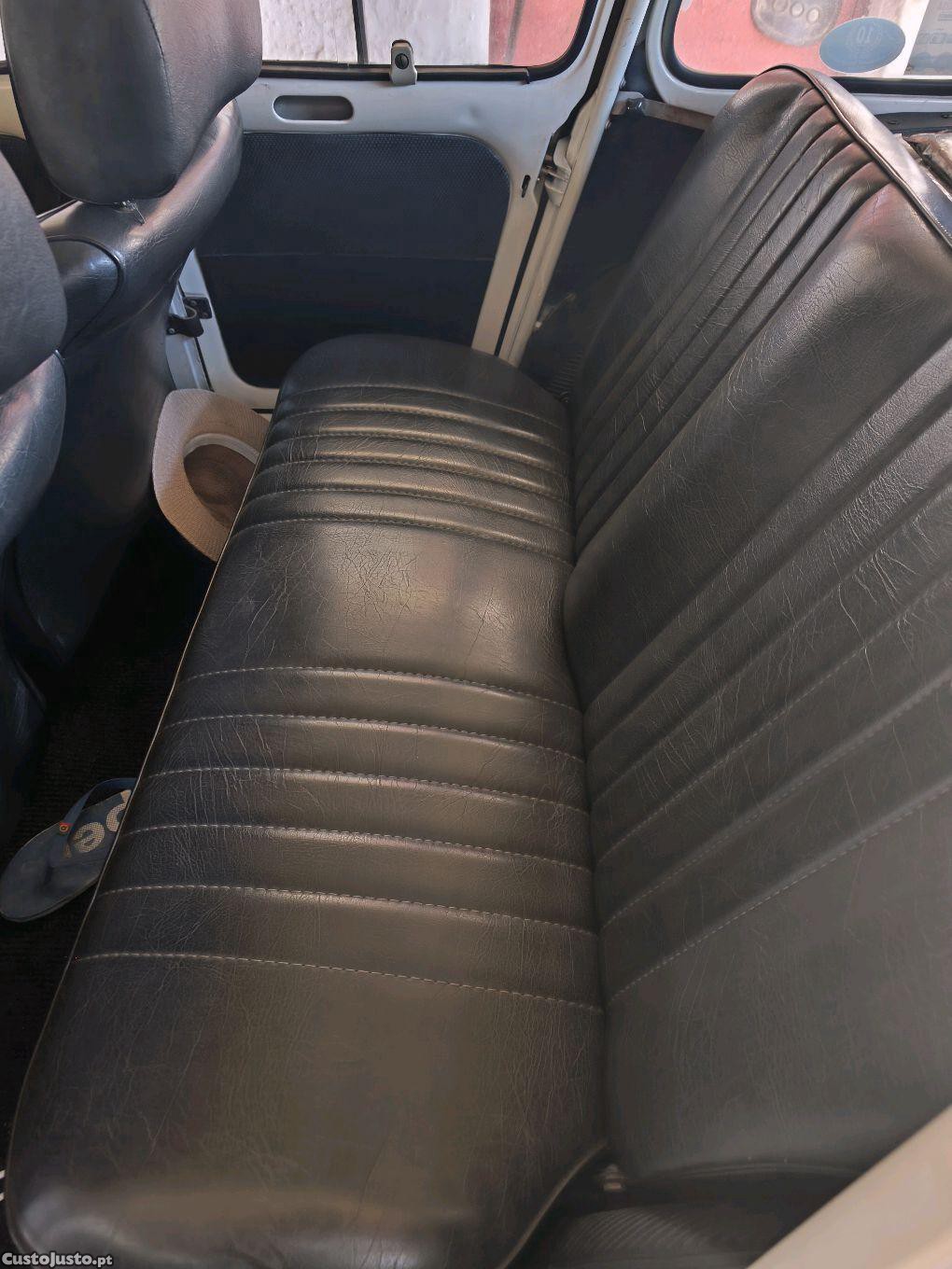 Renault 4 4L (R1123) 4 V — photo 2