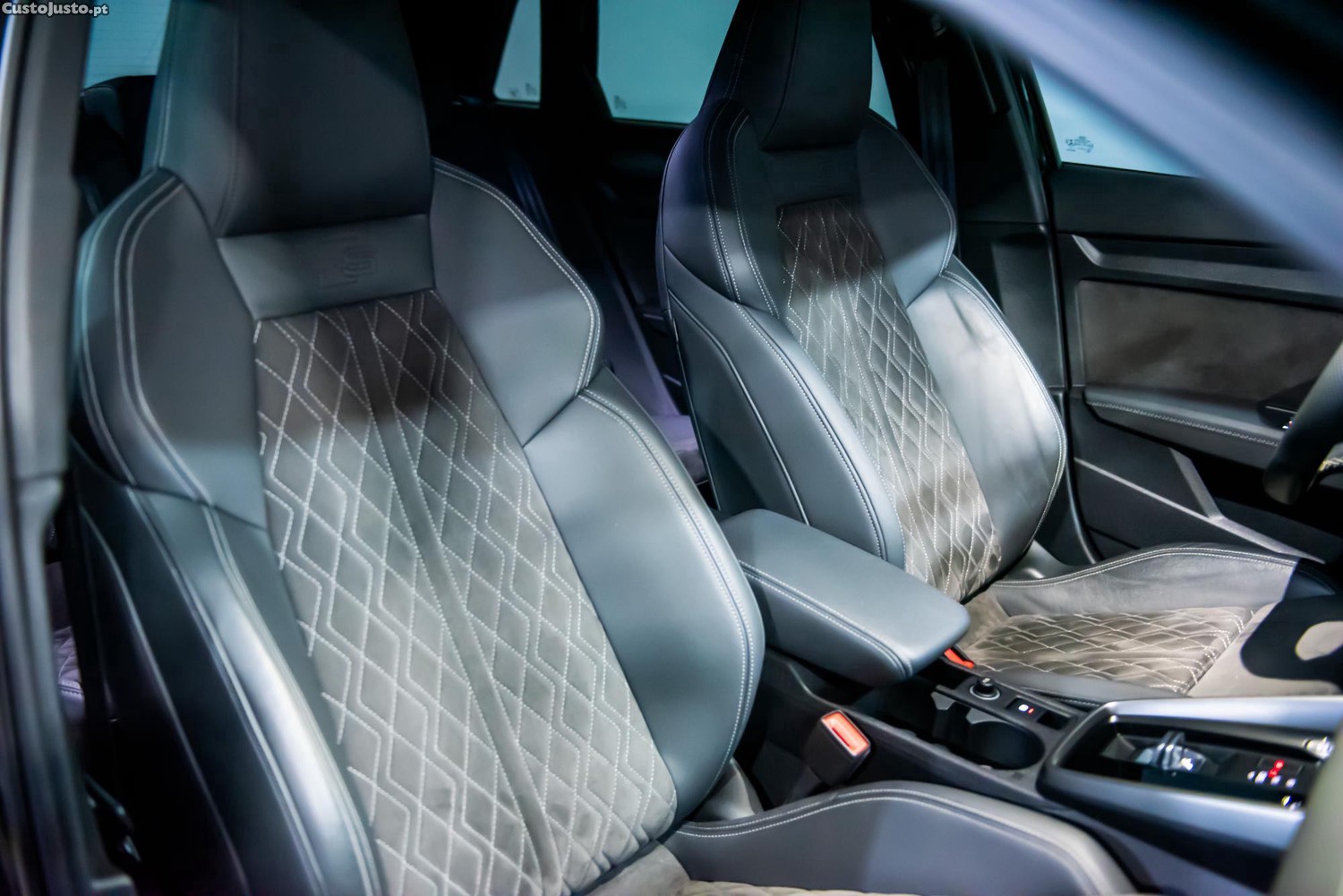 Audi A3 Sportback 45 TFSIe S-tronic S-line - 21 — photo 4