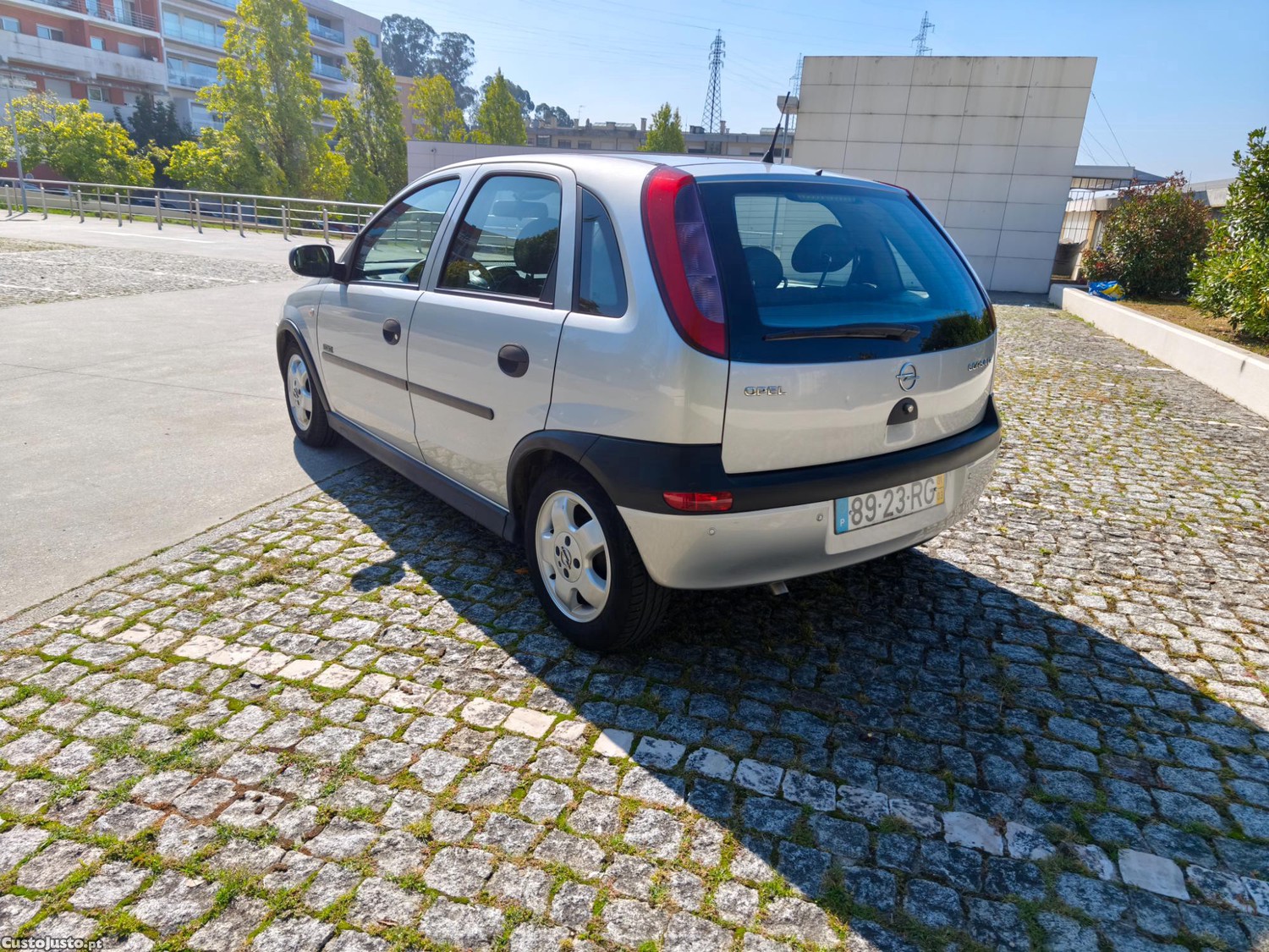 Opel Corsa 1.2 16V ELEGANCE - 01 — photo 4