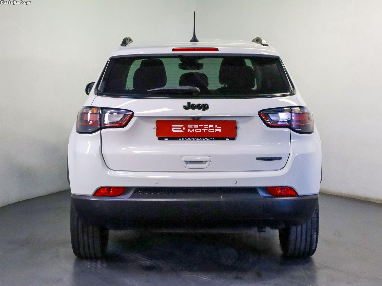 Jeep Compass 1.3 T Night Eagle - 22 — photo 4
