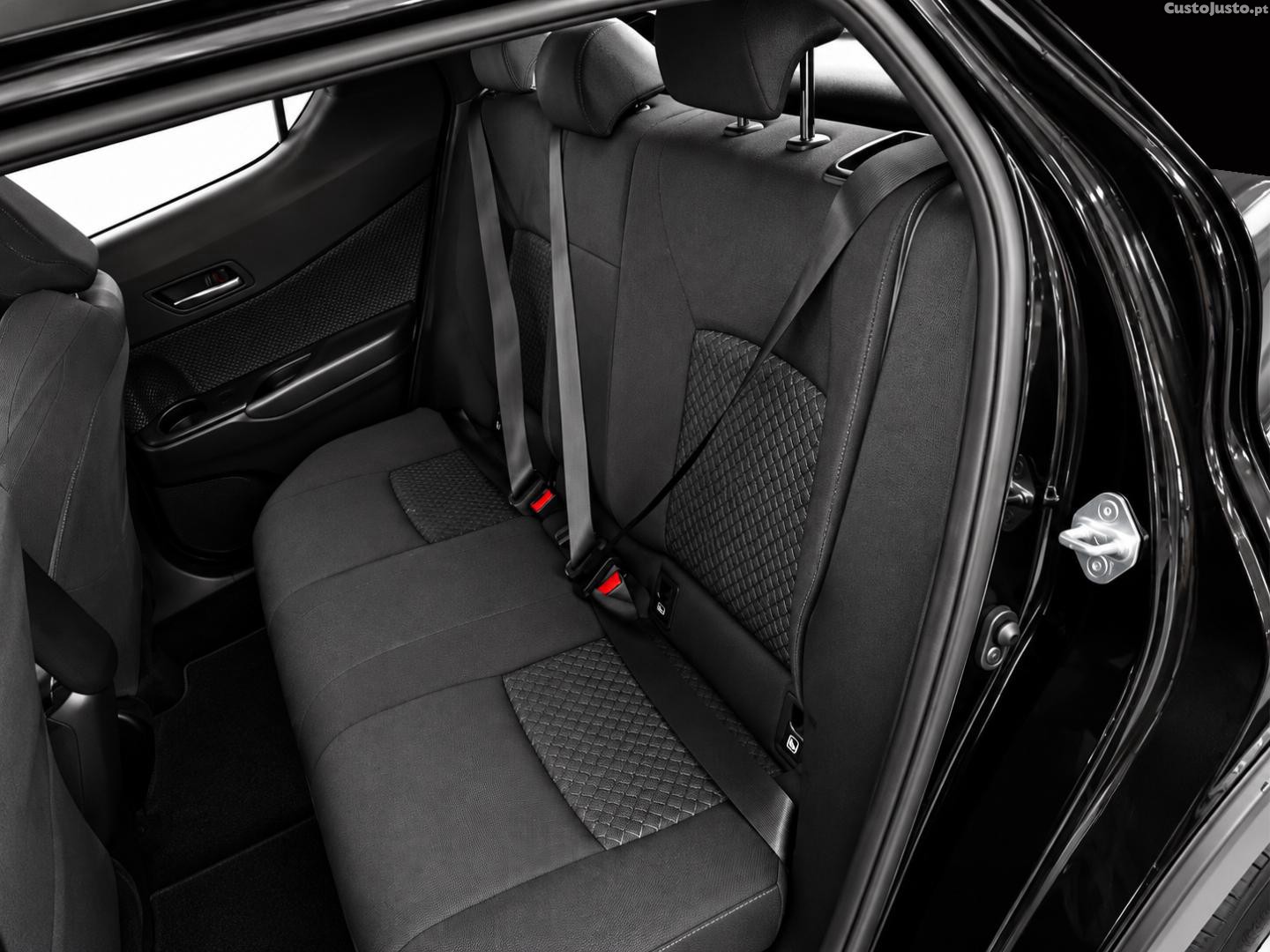 Toyota C-HR 1.8 HYBRID COMFORT (AUTO) - 21 — photo 5