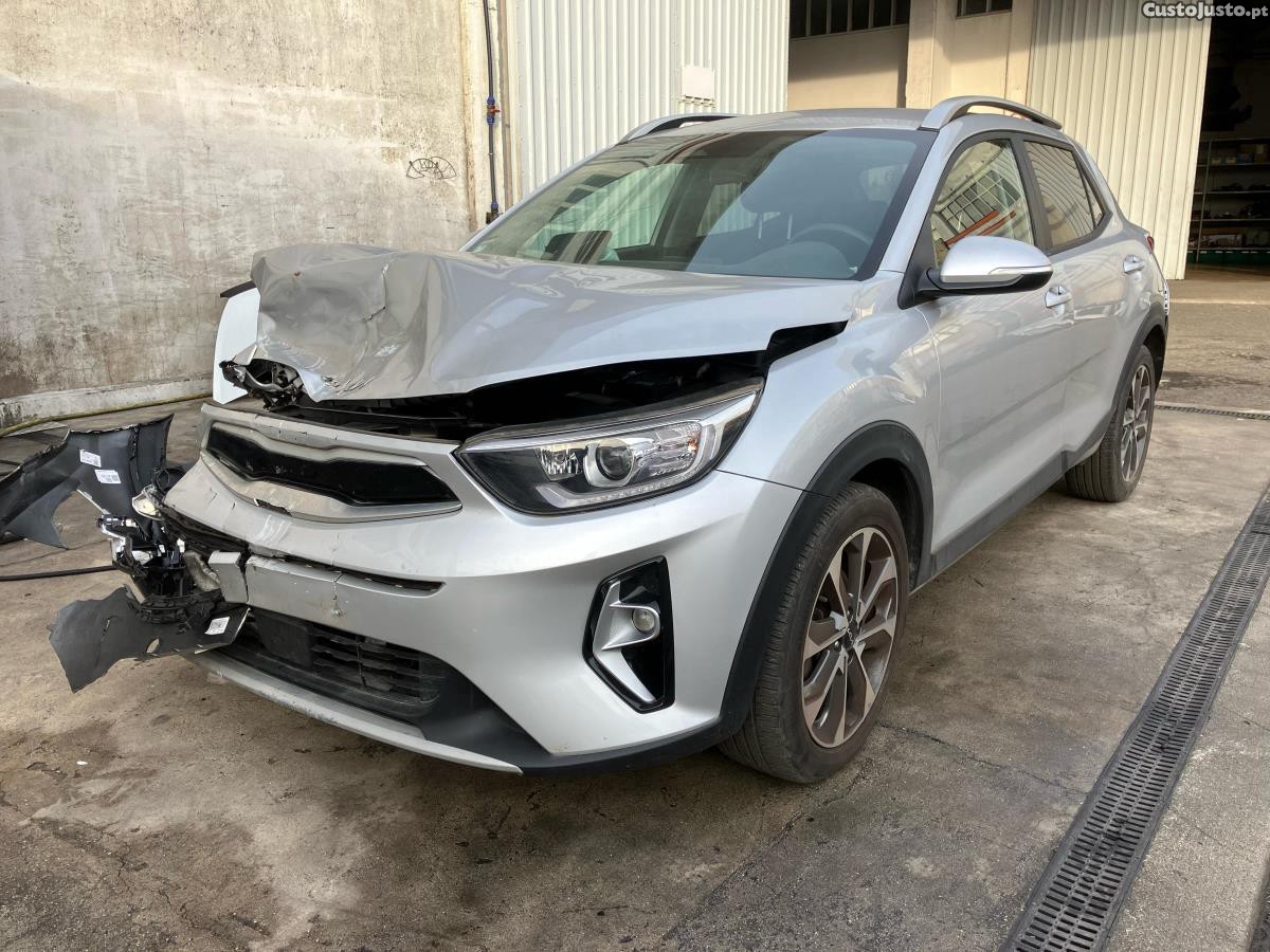 Kia Stonic (YB) 1.0 T-GDi (101 hp) - 22 foto 3