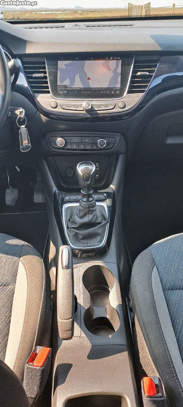 Opel Crossland X 1.2T — fotografia 3