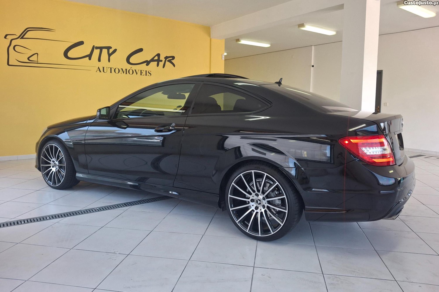 Mercedes-Benz C 220 Coupé - 11 — photo 4