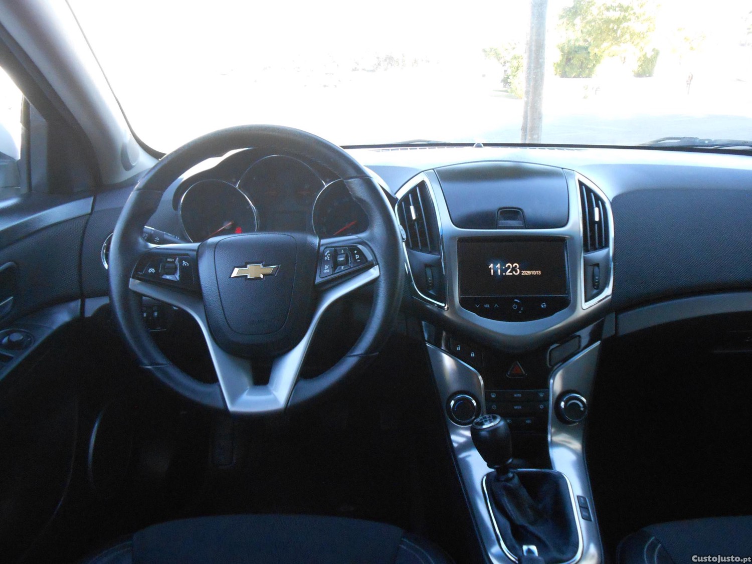 Chevrolet Cruze SW 1.7 VCDI LT - 13 — photo 5