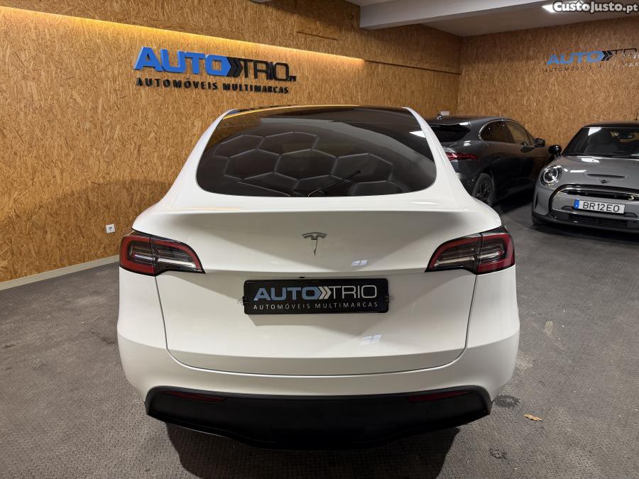 Tesla Model Y Tração Traseira - 23 — photo 4