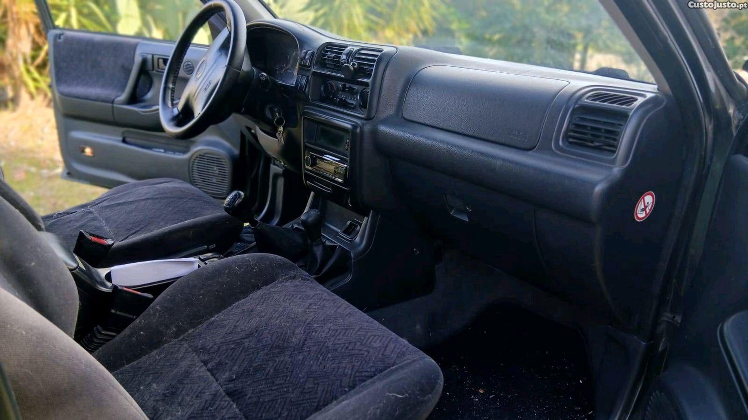 Opel Frontera 2.2DTI — photo 4