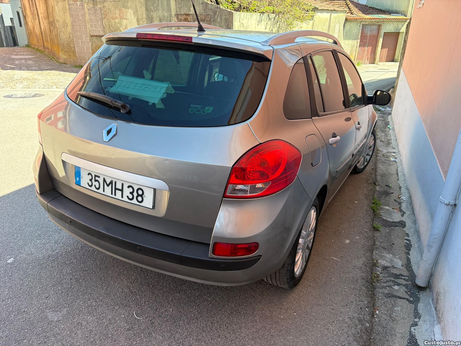 Renault Clio 1.5 - 11 — photo 5
