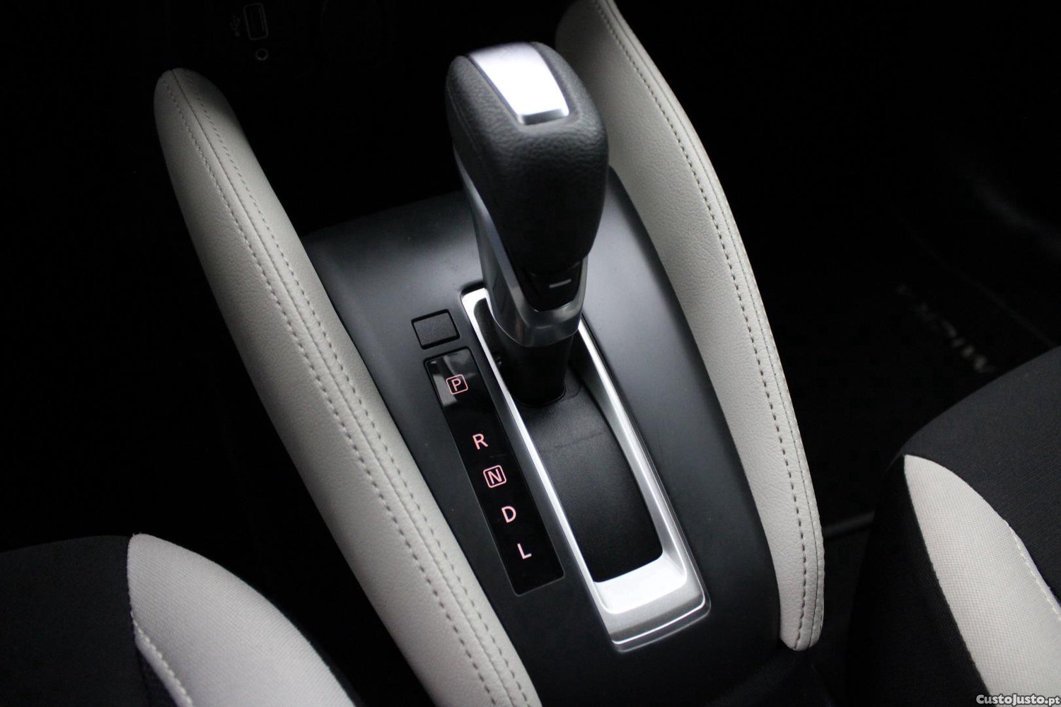 Nissan Micra 1.0 IG-T ACENTA (AUTO) — fotografia 9