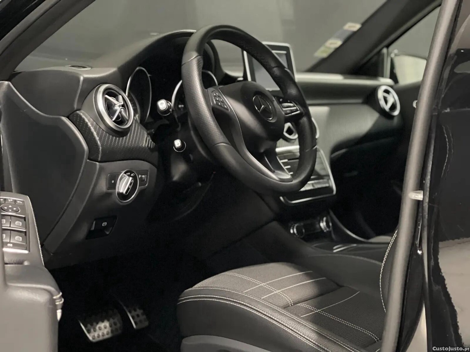 Mercedes-Benz A 180 d Urban Aut. - 17 — photo 2