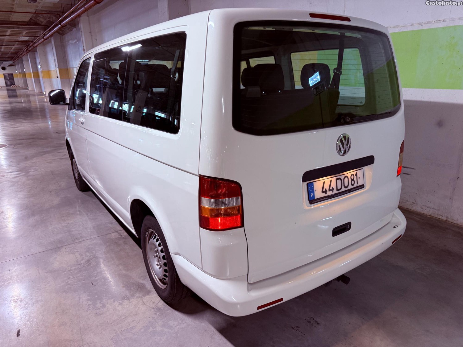 VW Transporter T5 (9 lug) — photo 4