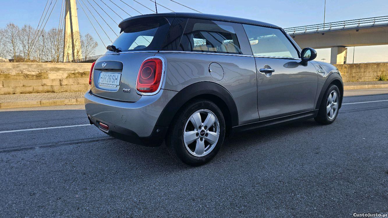 MINI One 3 Porta — fotografia 4