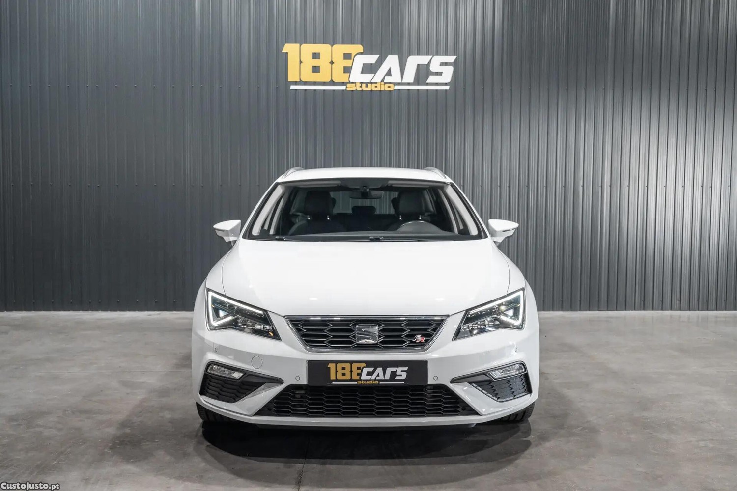 Seat Leon 1.6 TDI FR S/S - 19 — photo 2