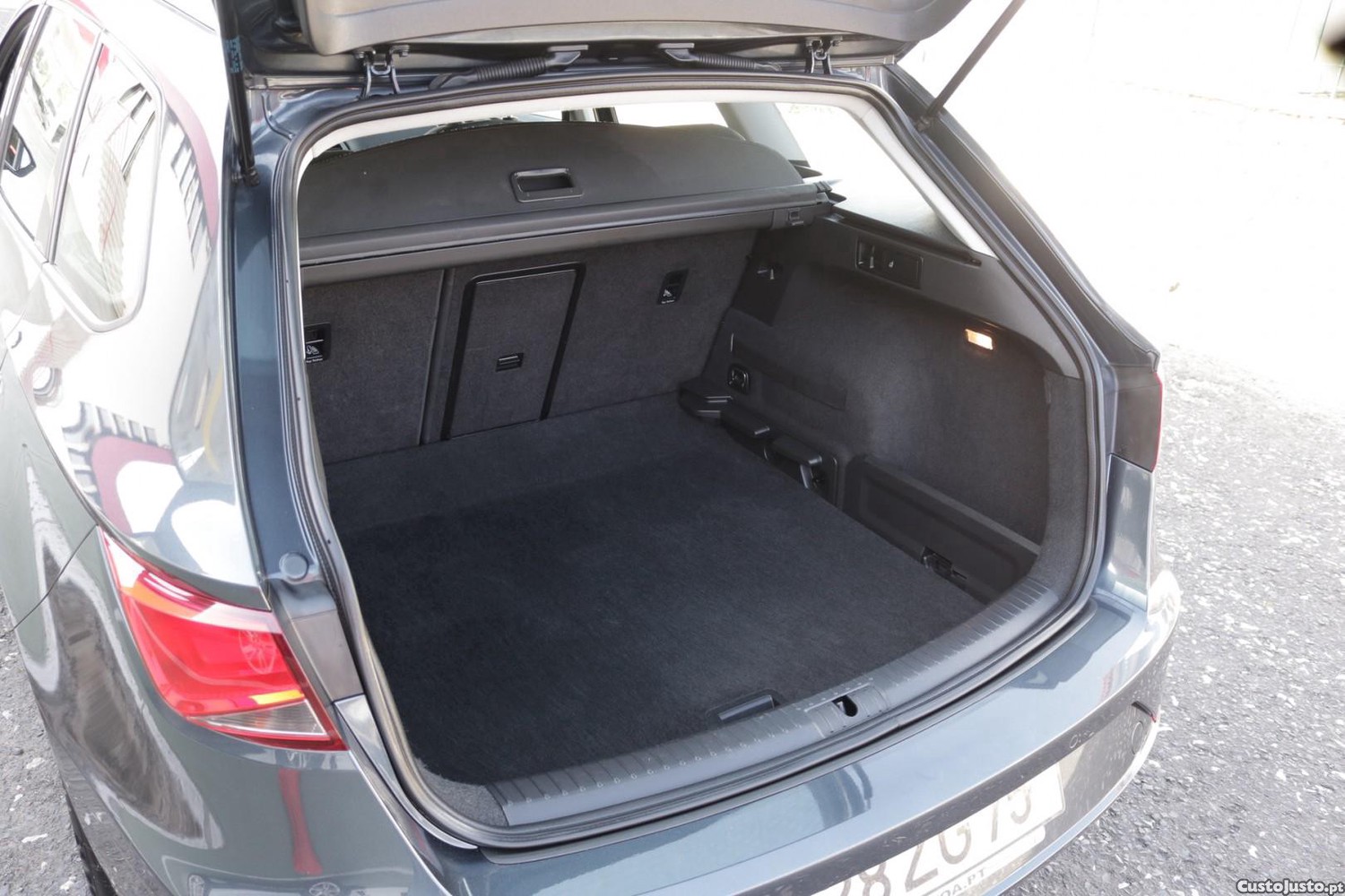 SEAT Leon ST 1.6 TDI Style 115cv — fotografia 45