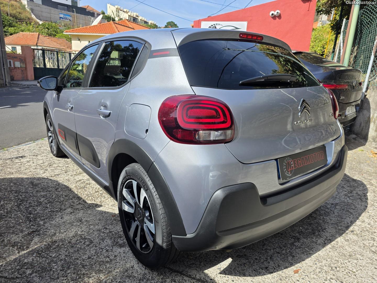 Citroën C3 1.2 PureTech C-Series - 22 — photo 4