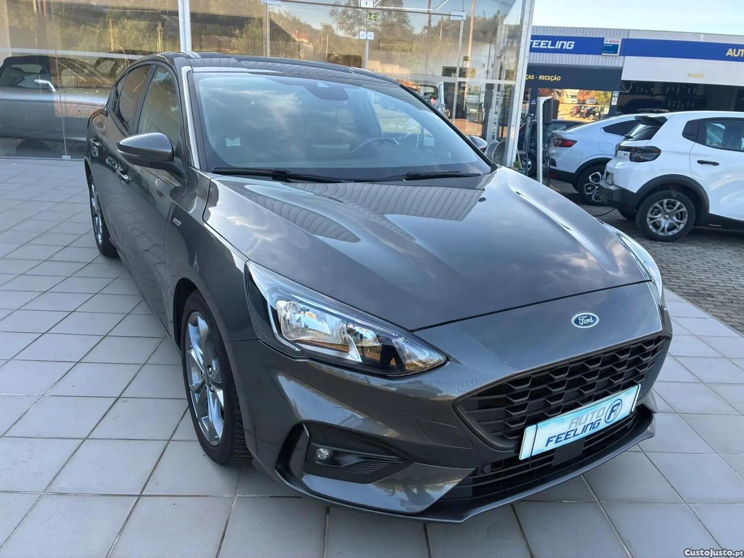 Ford Focus 1.0 ECOBOOST ST-LINE - 19 — photo 4