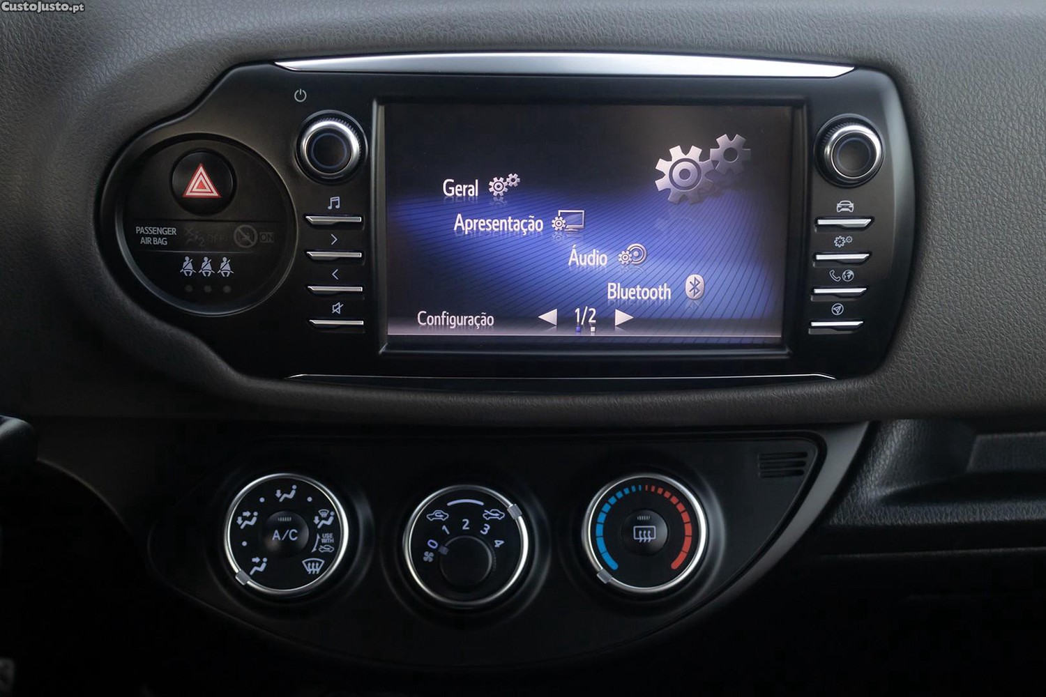 Toyota Yaris 1.0 VVT-i Comfort — fotografia 15