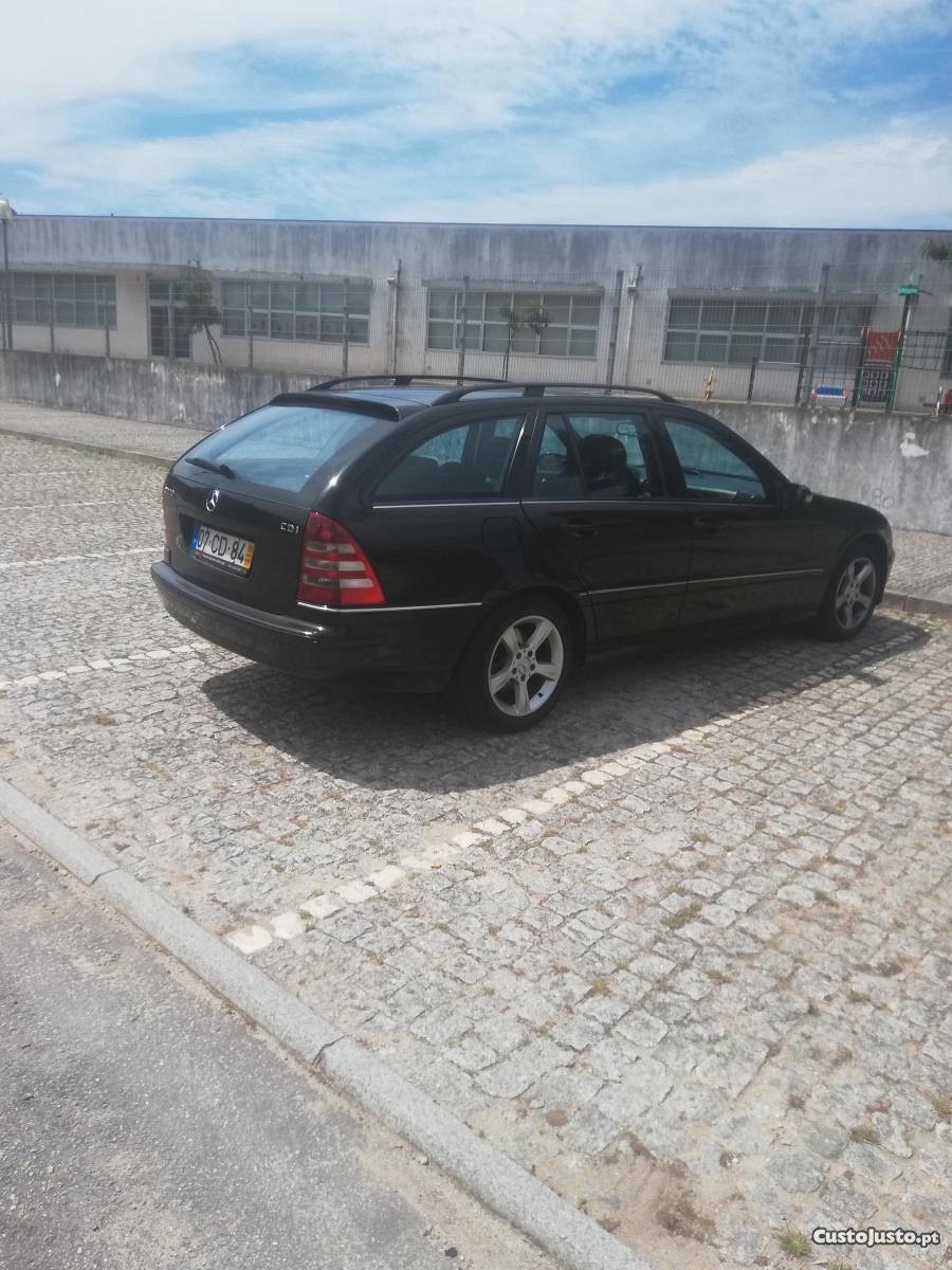 Mercedes-Benz C 220 avangard — fotografia 2