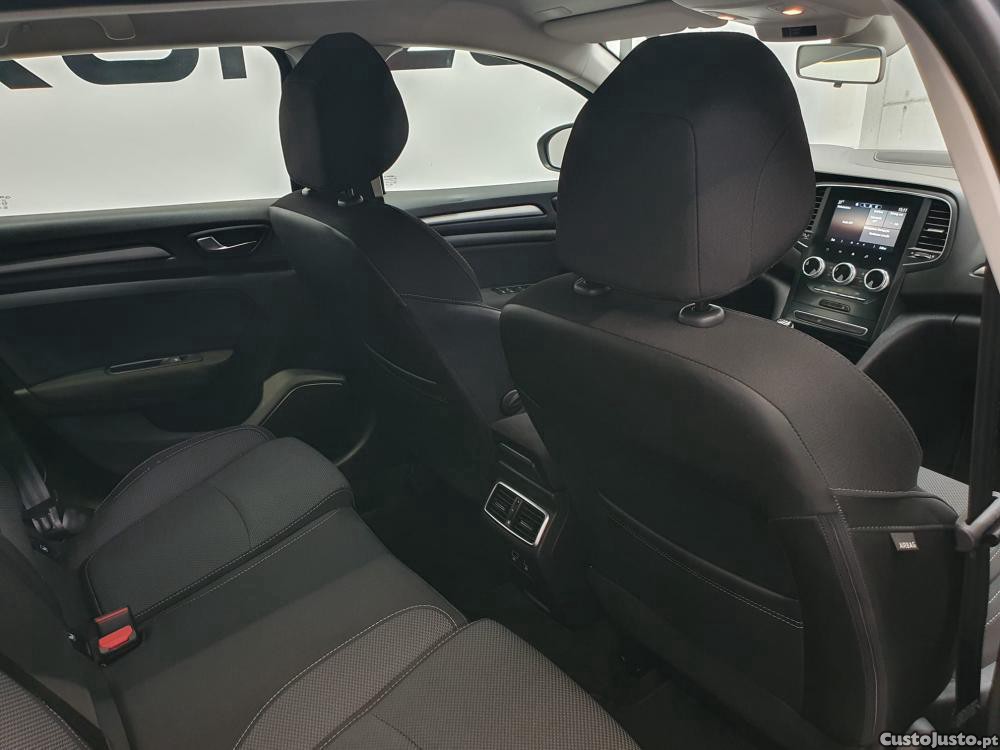 Renault Mégane 1.5 Blue dCi 115 — fotografia 16