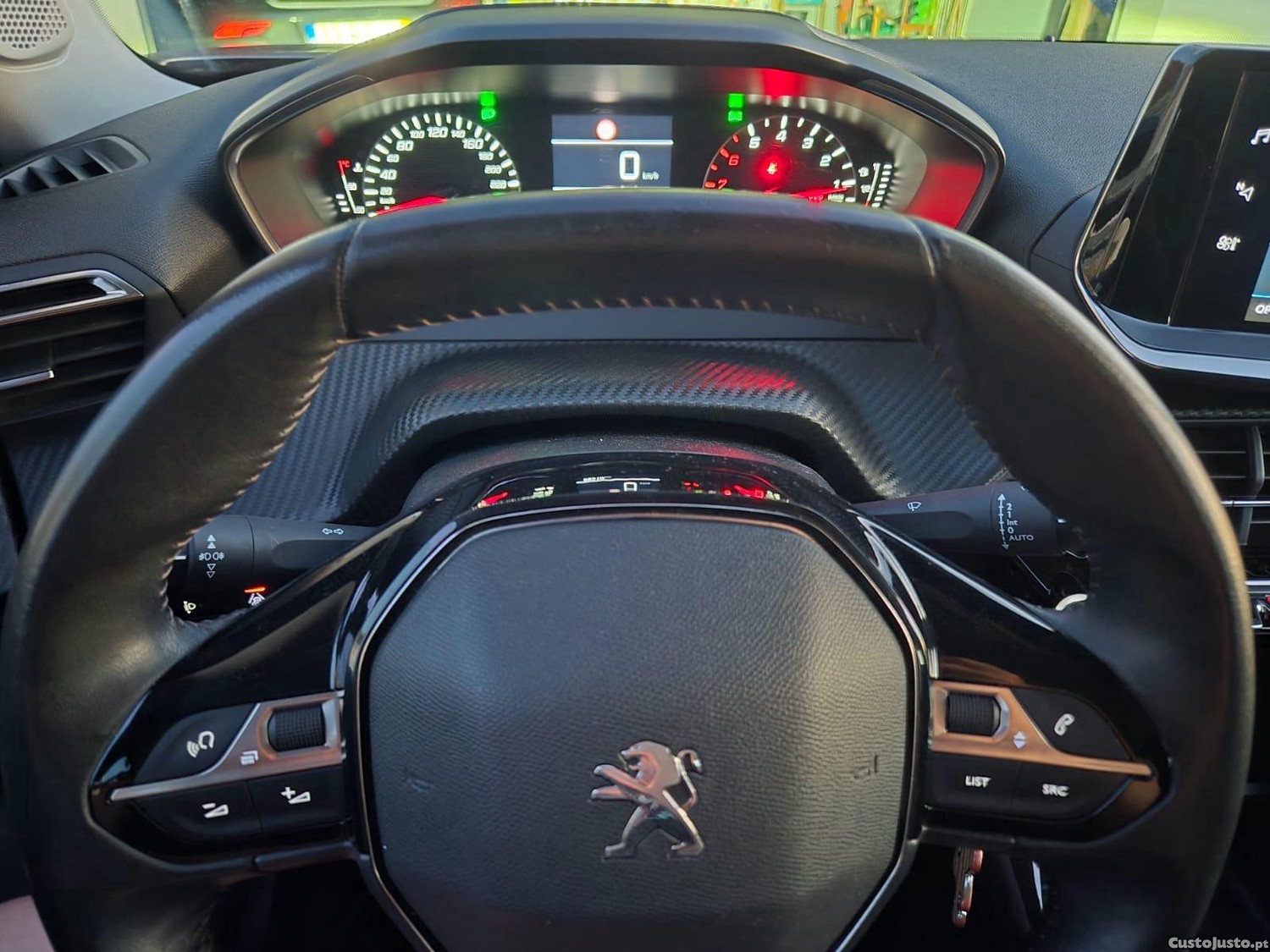 Peugeot 2008 1.2 PureTech — fotografia 6