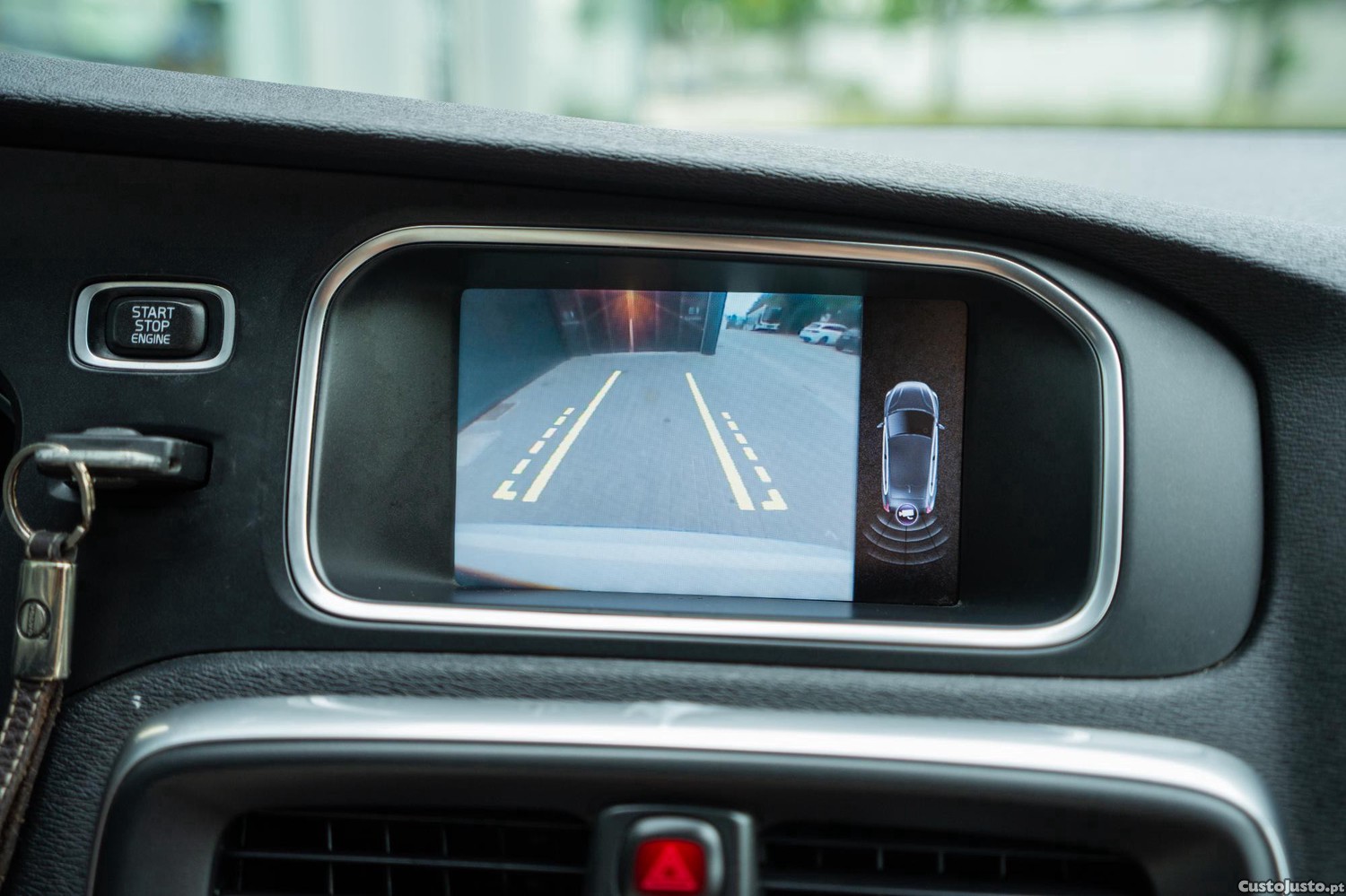 Volvo V40 D2 R Design — fotografia 7