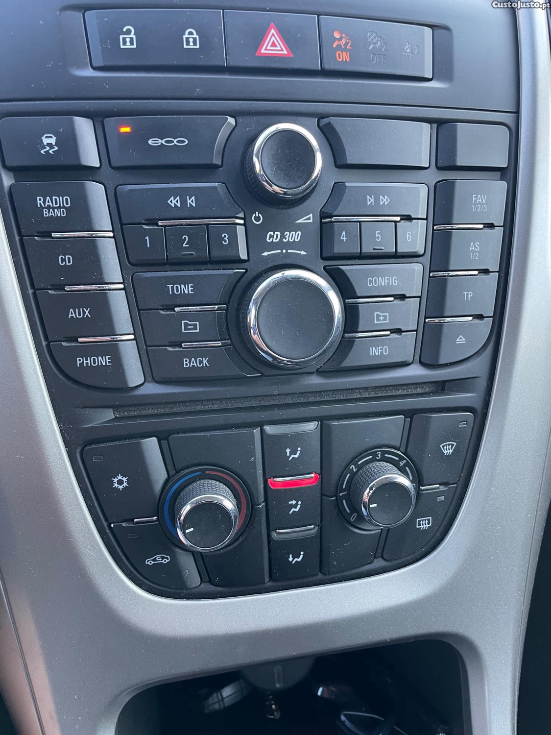 Opel Astra J - 11 — photo 4