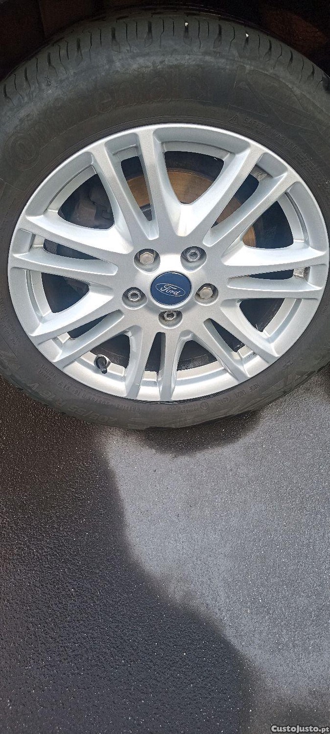 Ford Focus Titanium 1.0 — fotografia 3