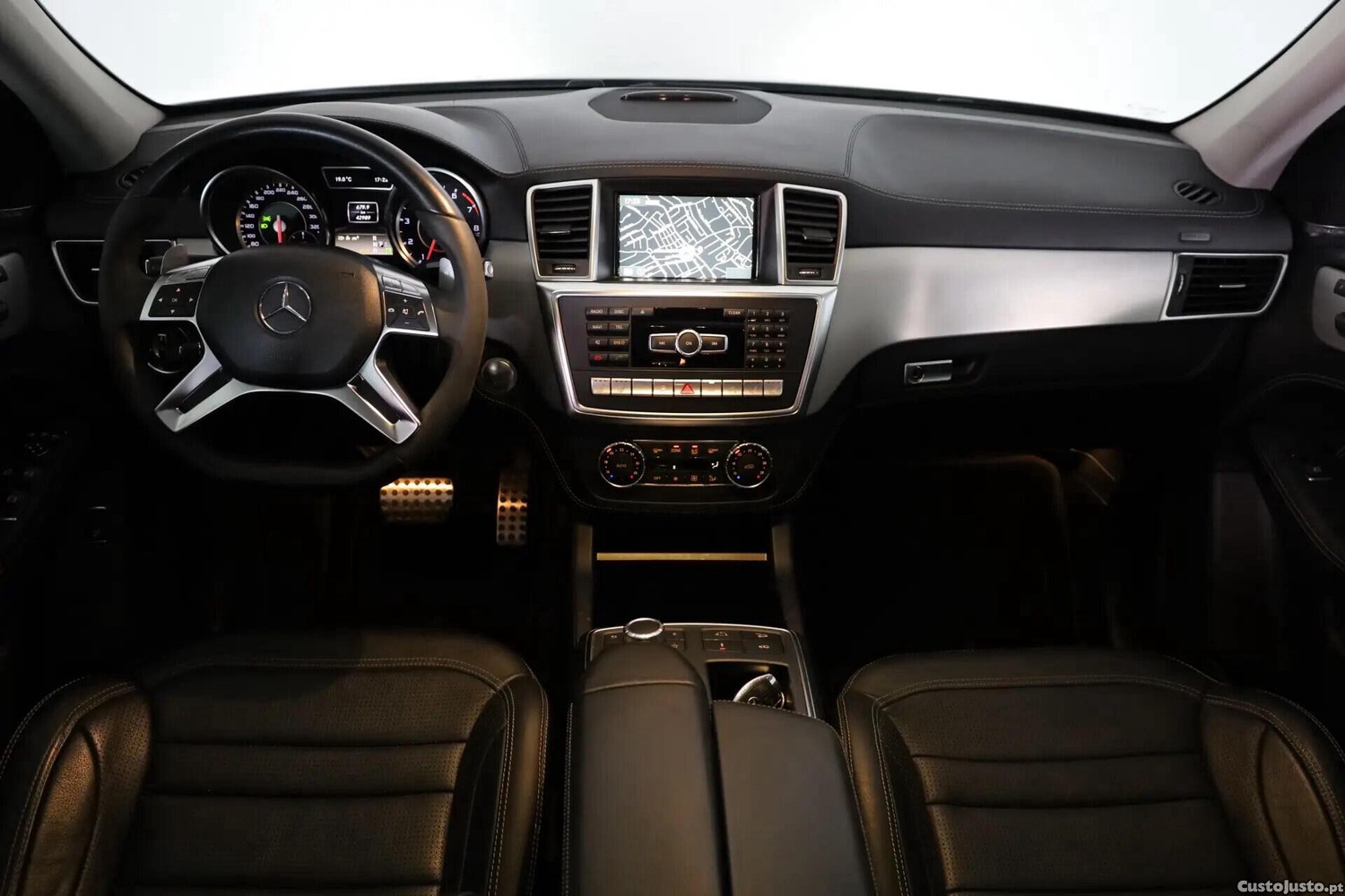 Mercedes-Benz ML 63 AMG 4Matic SpeedshiftFT 7G-TRONIC Performance Package - 12 — photo 5