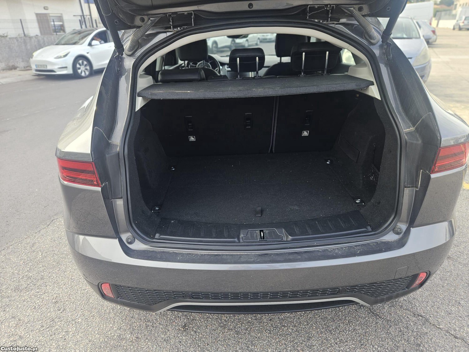 Jaguar E-Pace 2.0 Diesel 150 cv Sport - 18 — photo 5