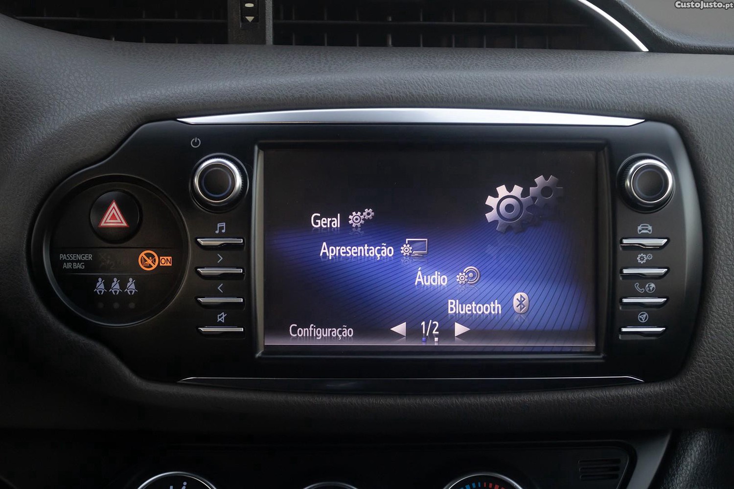 Toyota Yaris 1.0 VVT-i Comfort — fotografia 14
