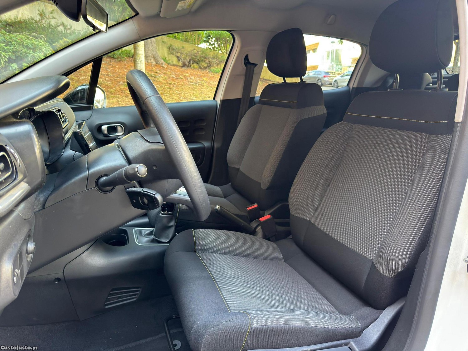 Citroën C3 1.2 PureTech C-Series — fotografia 9