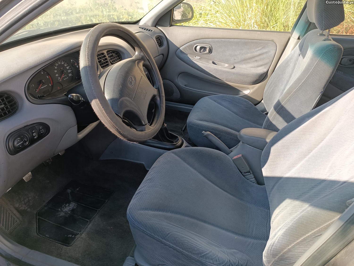 Hyundai Lantra (Rd) - 00 — photo 5