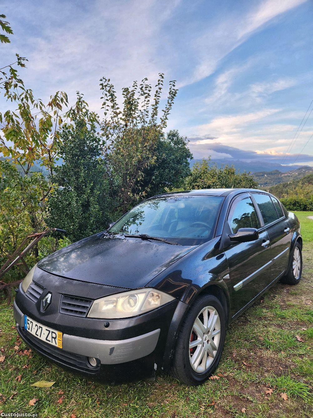Renault Mégane sedan — fotografia 6