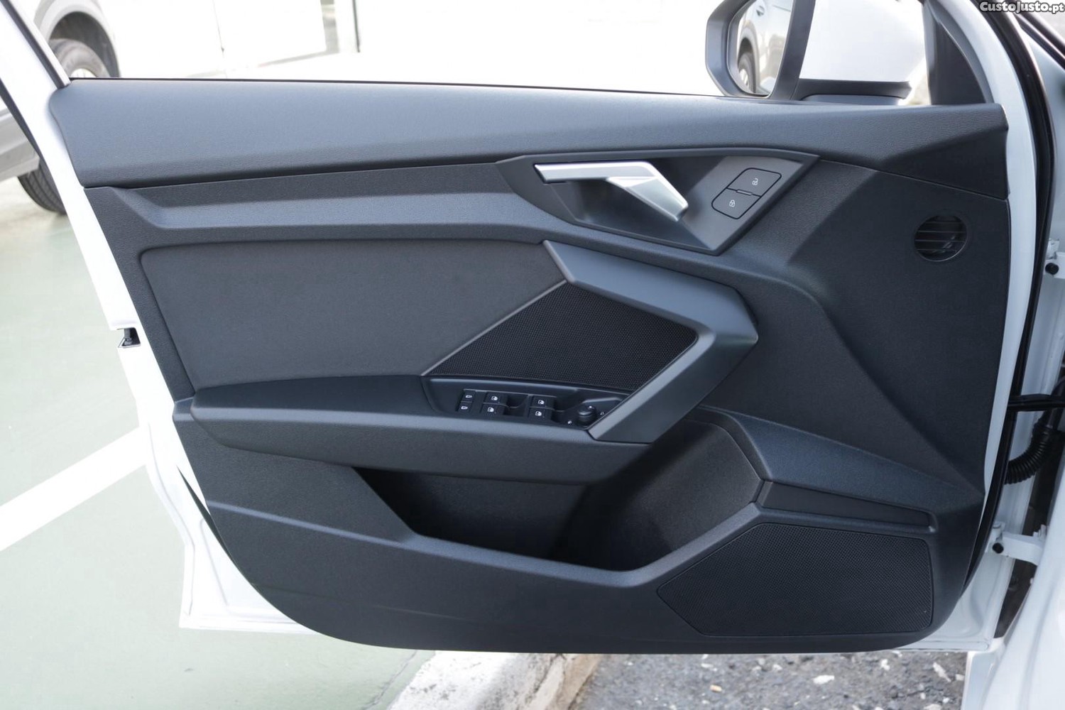 Audi A3 Sportback 30 TDI Advanced — fotografia 33