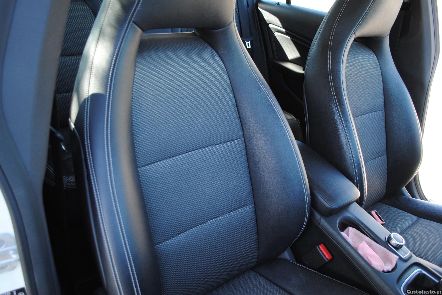 Mercedes-Benz CLA 200 Cdi 136cv — fotografia 7