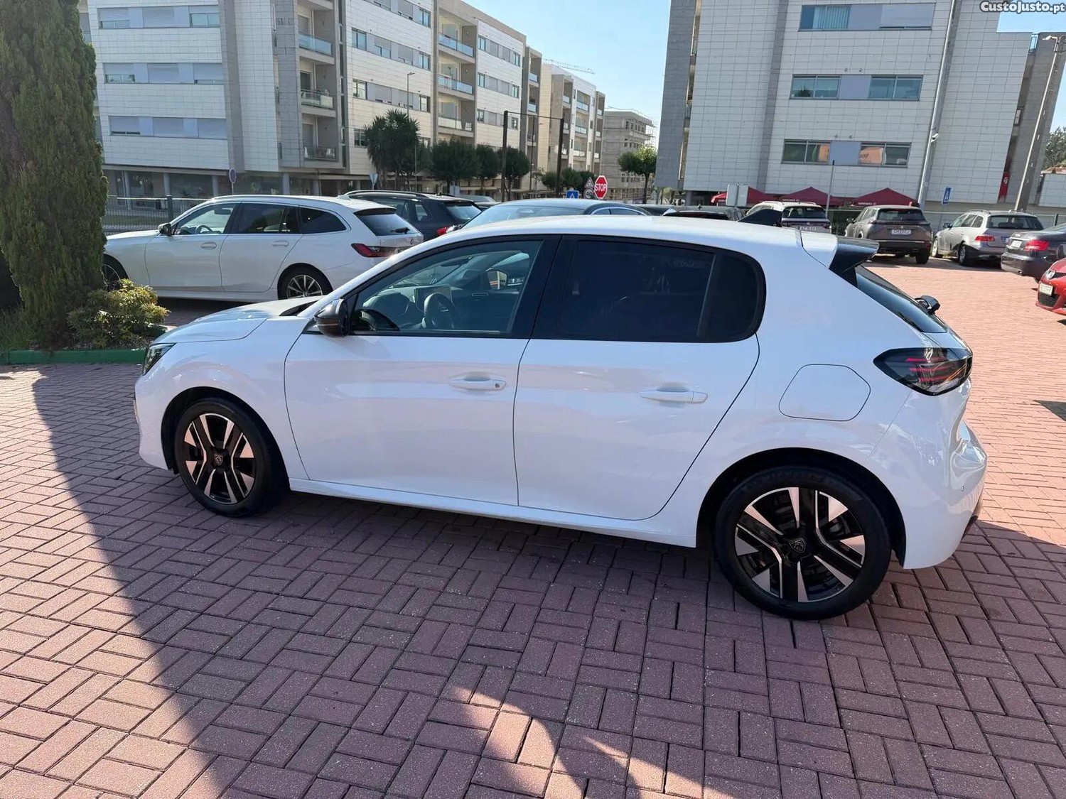 Peugeot 208 Sem versão - 24 — photo 4