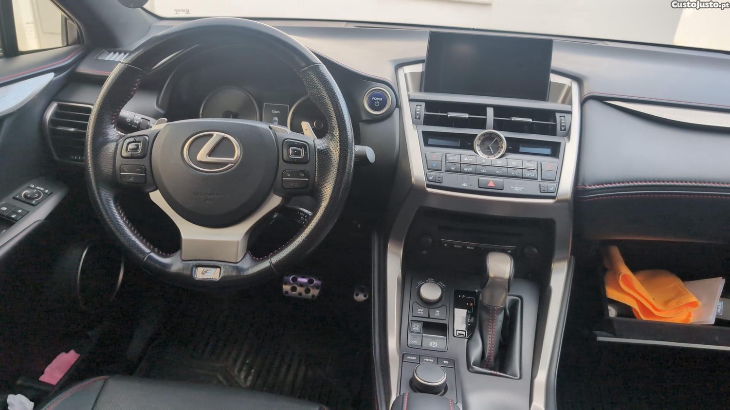 Lexus NX 300 h — fotografia 4