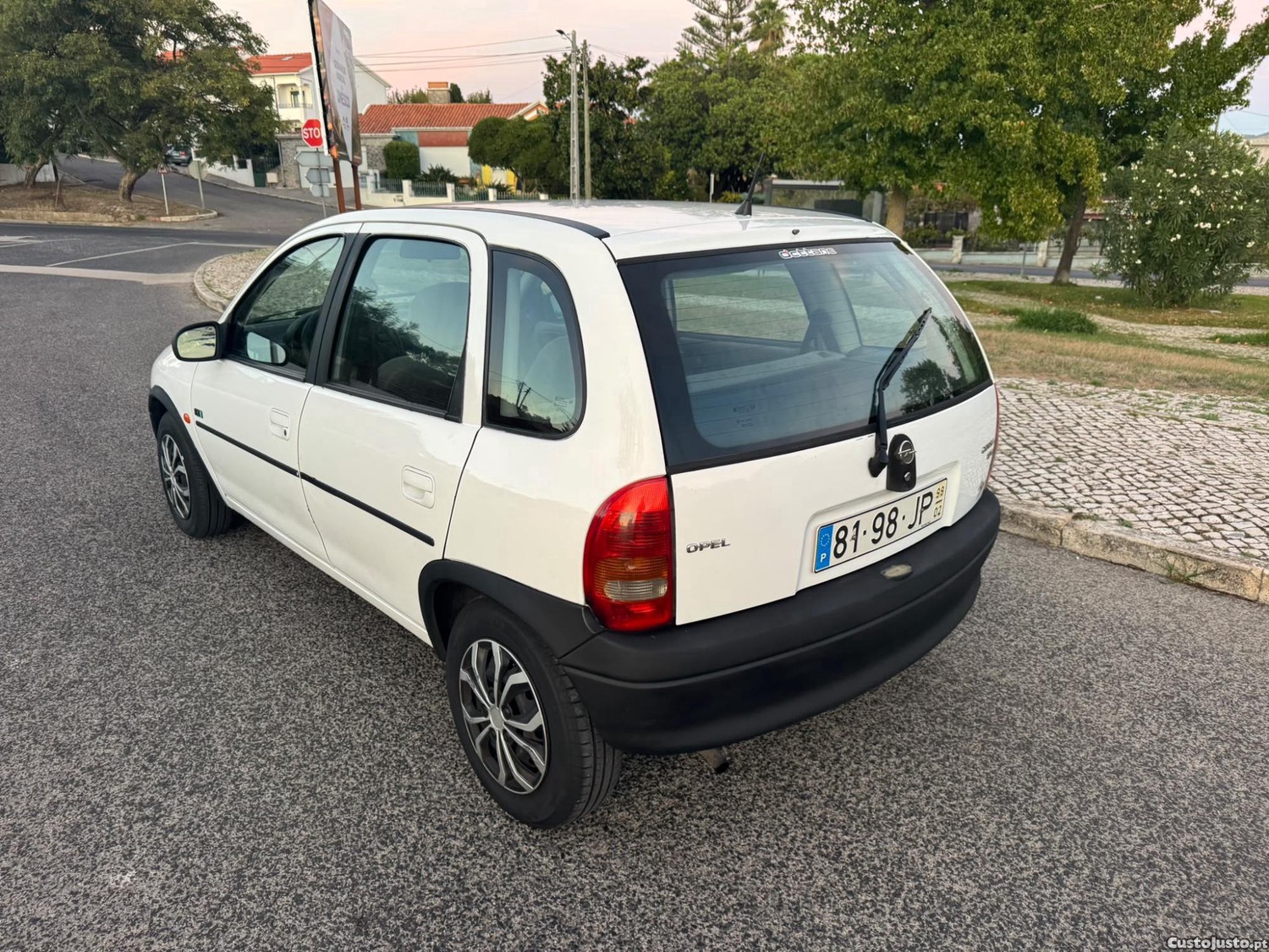 Opel Corsa B 180 mil km - 98 — photo 3