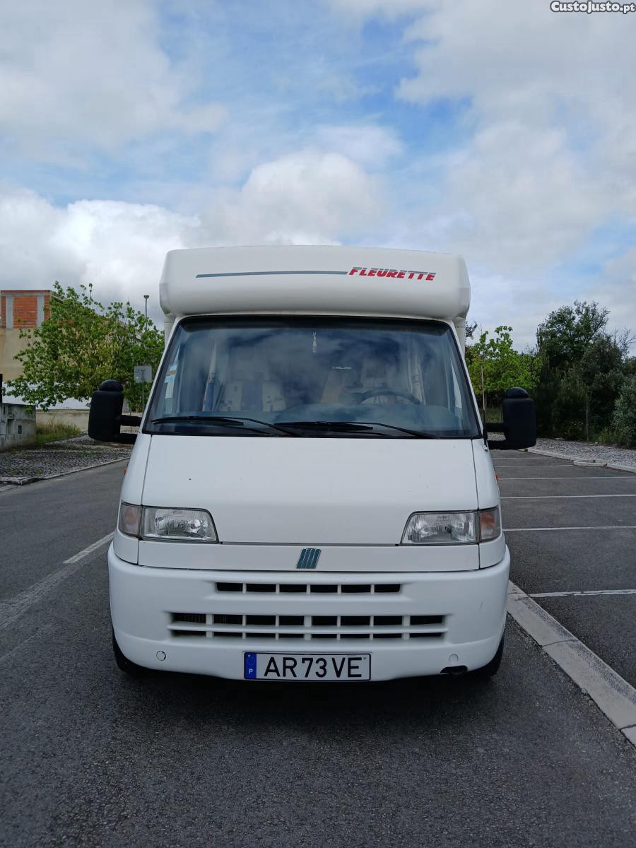 Auto caravana fiat 2.8 jtd perfilada