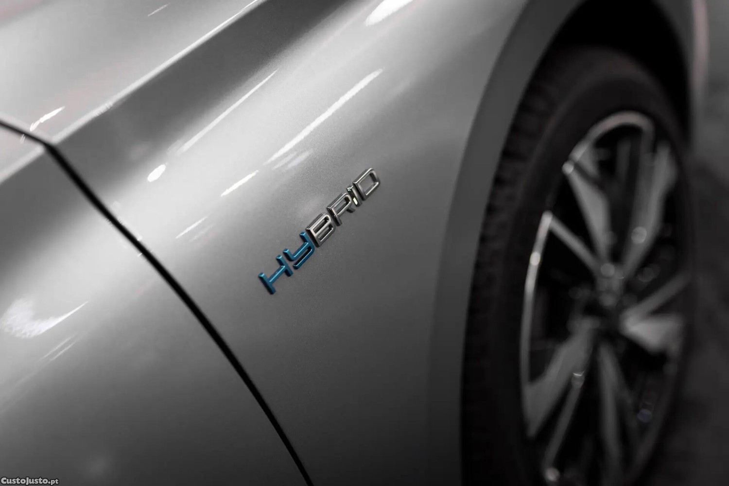Peugeot 308 1.6 Hybrid Allure Pack e-EAT8 - 23 — photo 5
