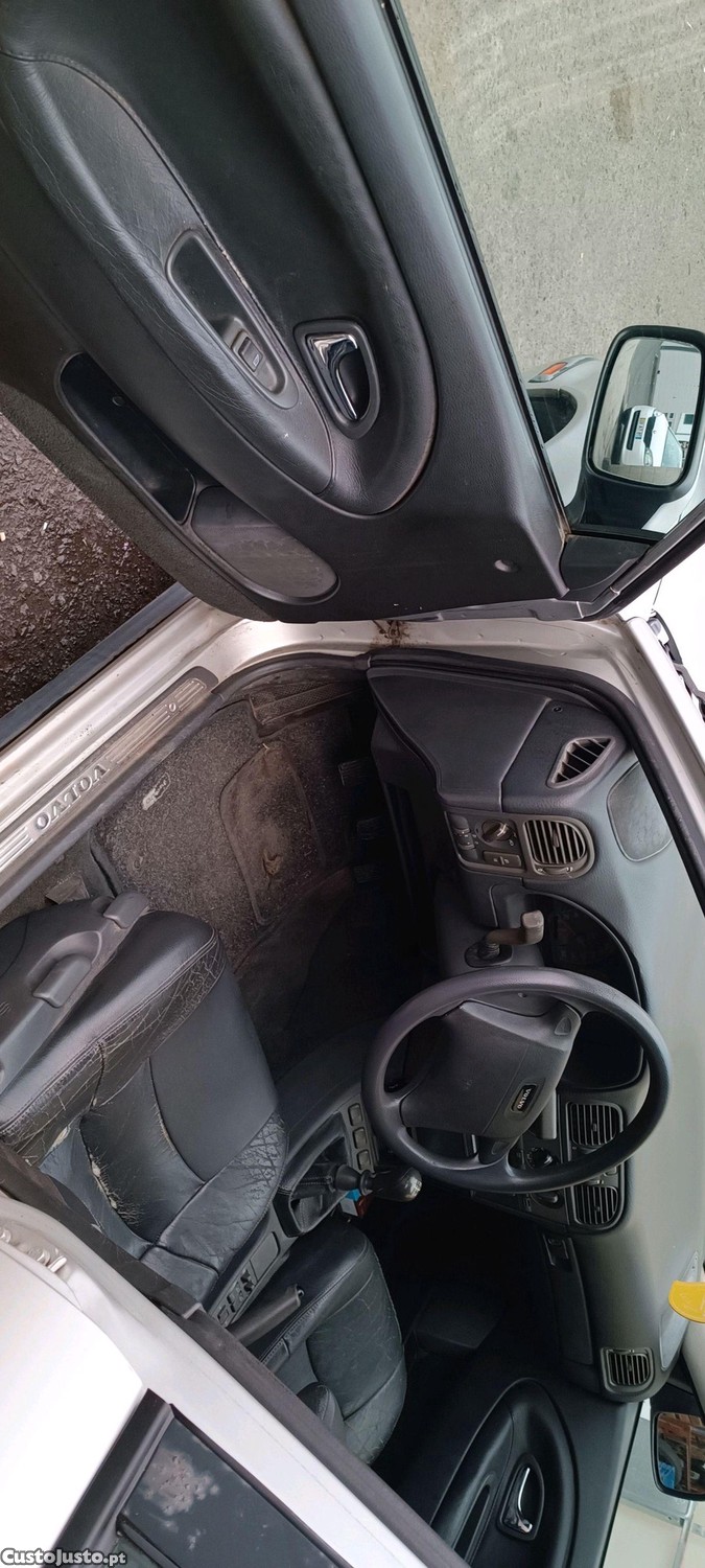 Volvo V40 1.6 gasolina - 99 — photo 5