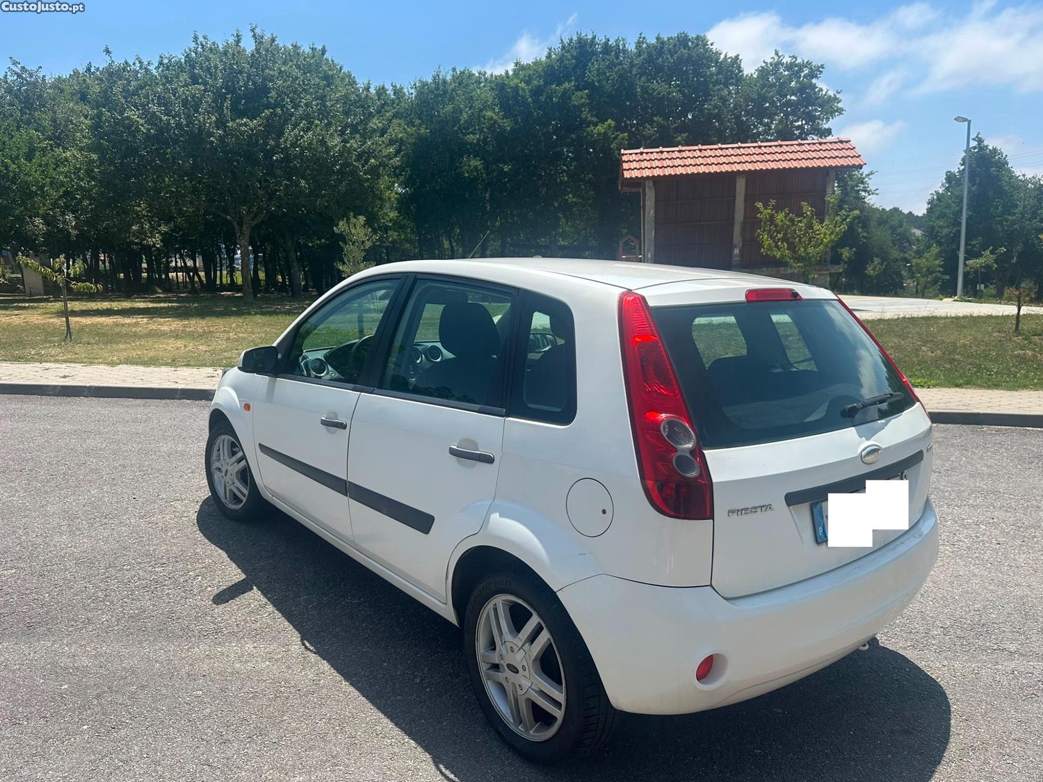 Ford Fiesta 1.4 TDCI - REVISÃO FEITA - 06 — photo 5