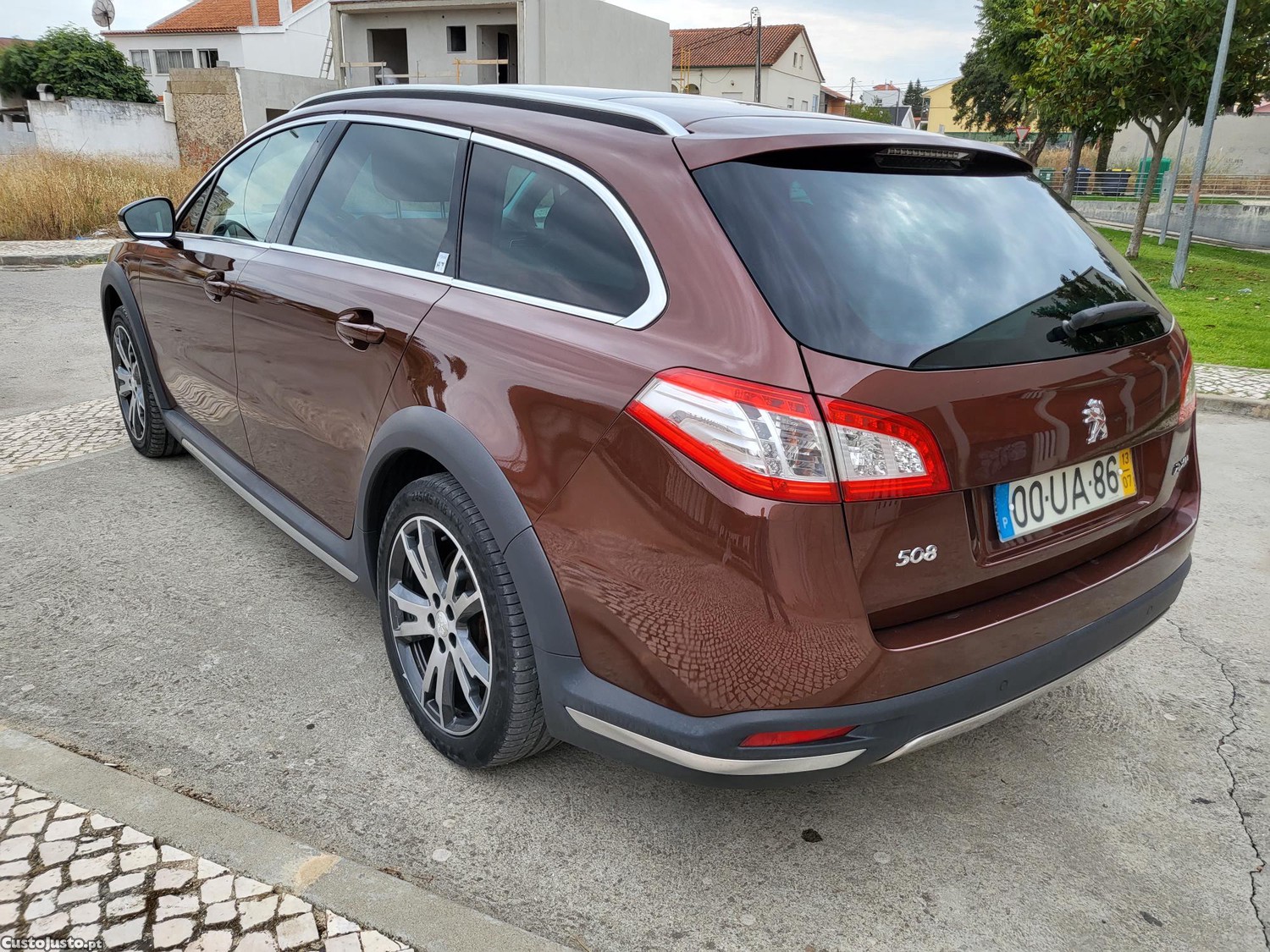 Peugeot 508 RXH 2.O HDI Hybrid 4 — fotografia 11