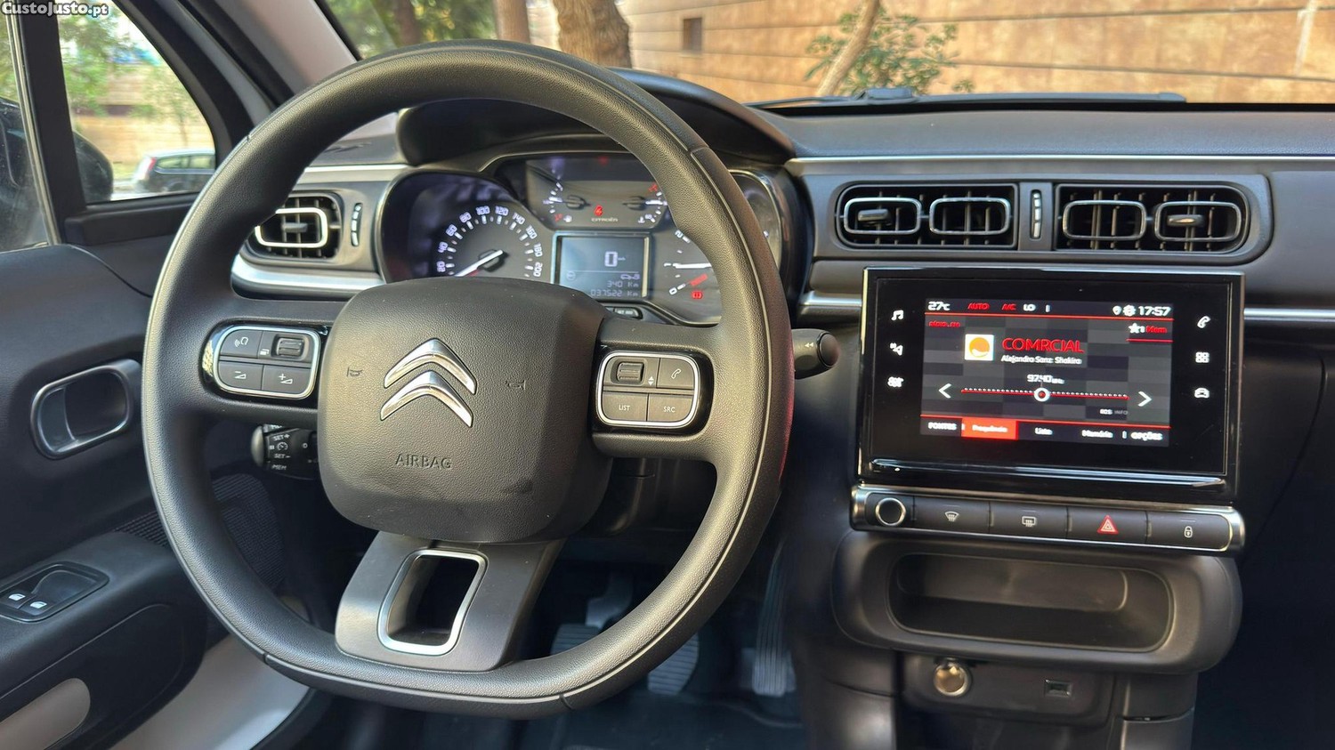Citroën C3 1.2 PureTech C-Series — fotografia 3