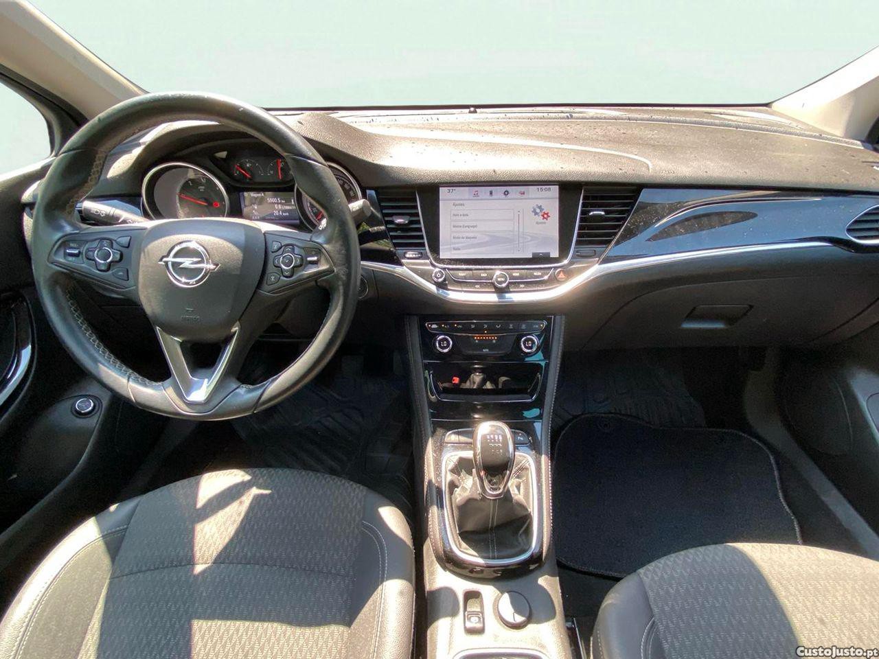 Opel Astra Sports Tourer 1.6 CDTI Innovation S/S — fotografia 13