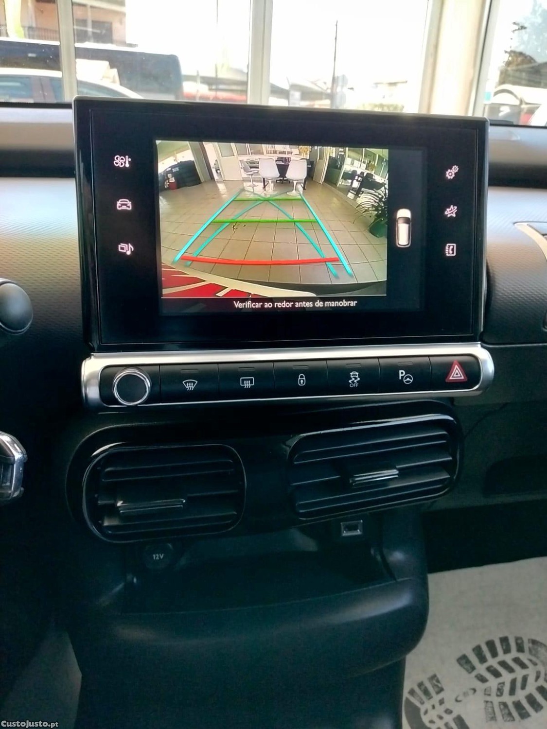 Citroën C4 Cactus 1.6 HDI SHINE — fotografia 3