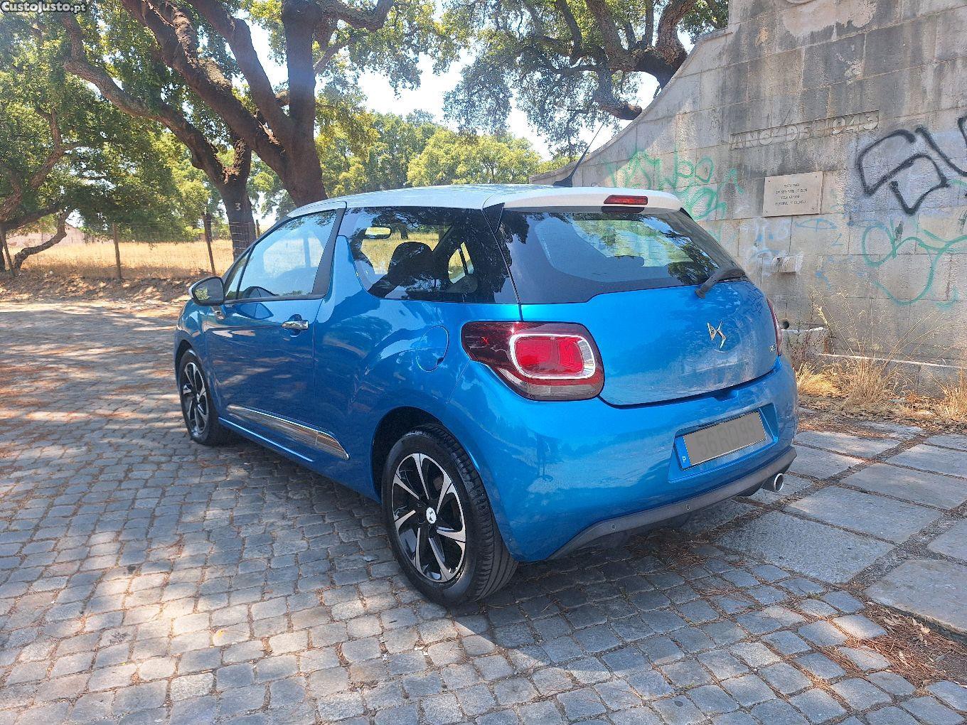 DS 3 3 1.6 BlueHdi 100 Performance Line — fotografia 9