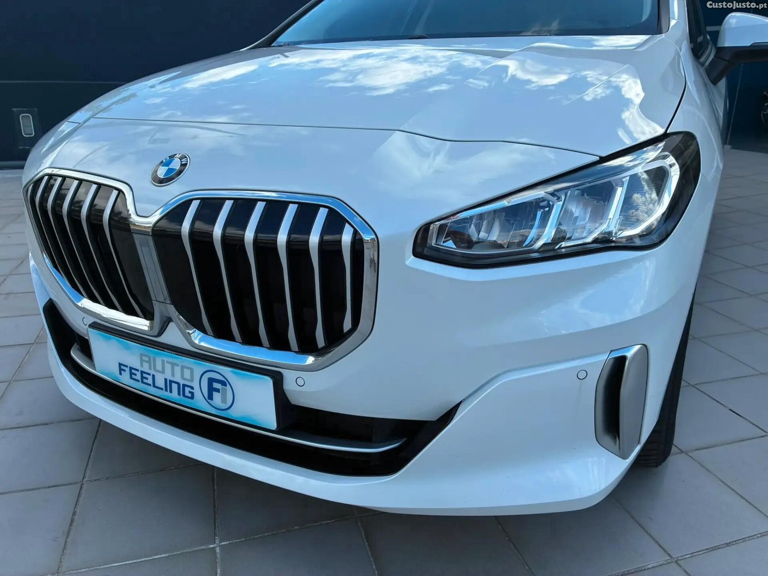 BMW 218 Active Tourer i Line Luxury Auto - 23 — photo 5