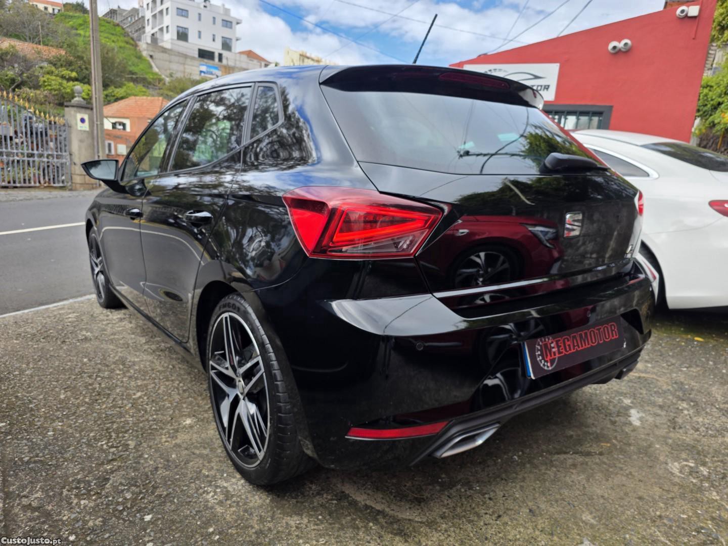 Seat Ibiza 1.0 TSI FR - 21 — photo 4
