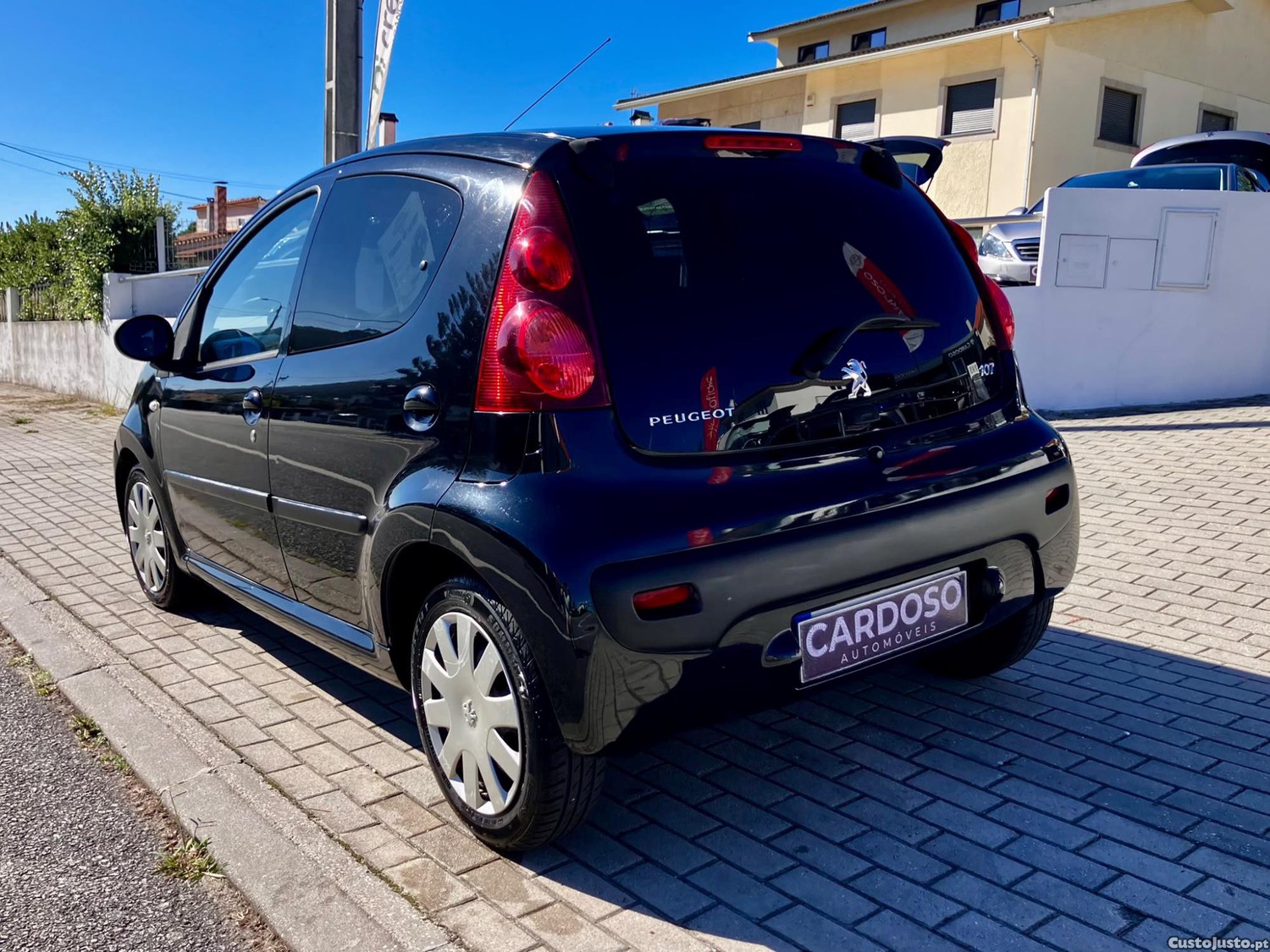 Peugeot 107 1.0 Automático - 14 — photo 3